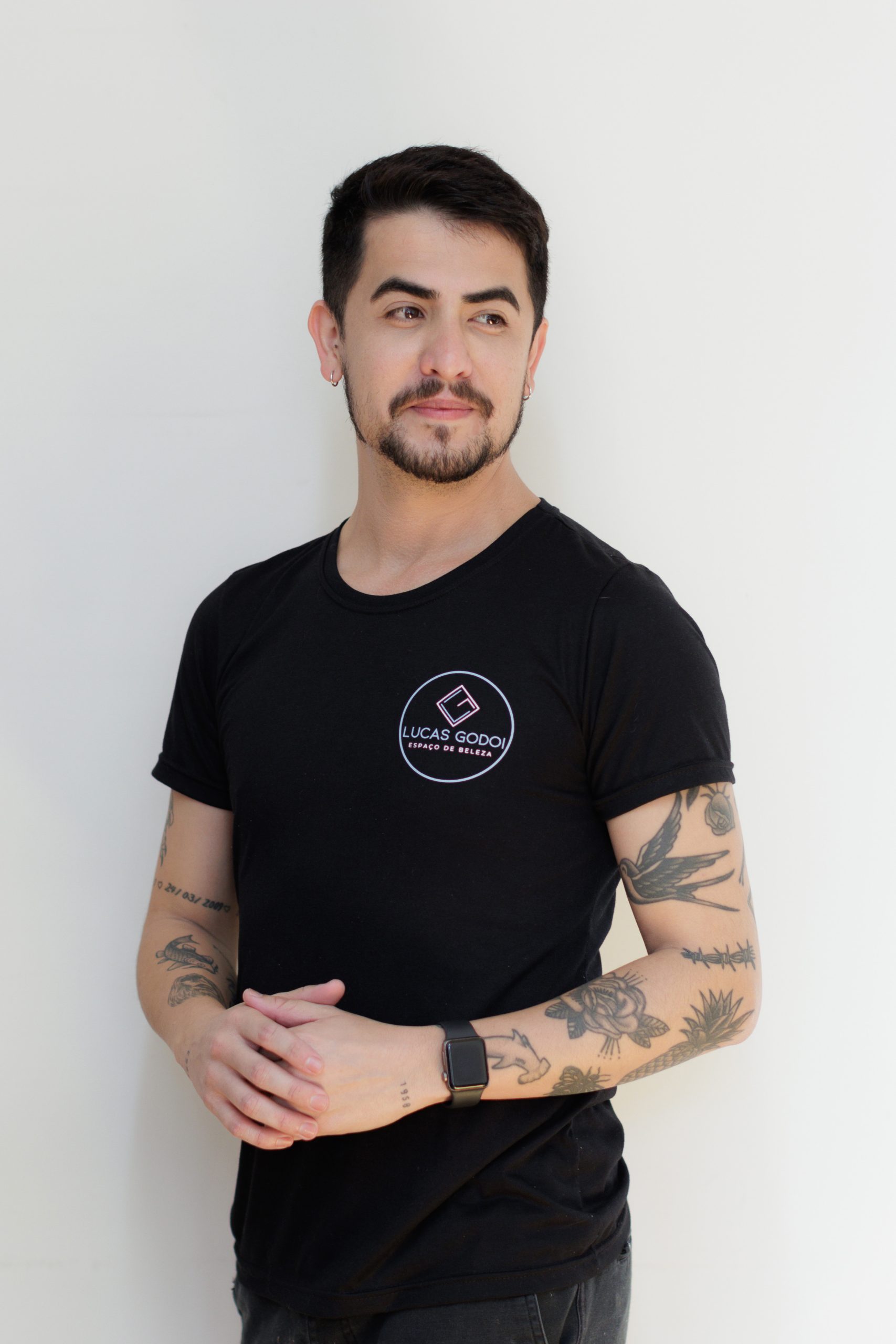 Lucas Godoi Espaço de Beleza - Salão de Beleza em Ponta Grossa - Serviços de Cabelo, Maquiagem, Unhas, Estética Facial e Corporal, com Produtos de Alta Qualidade.